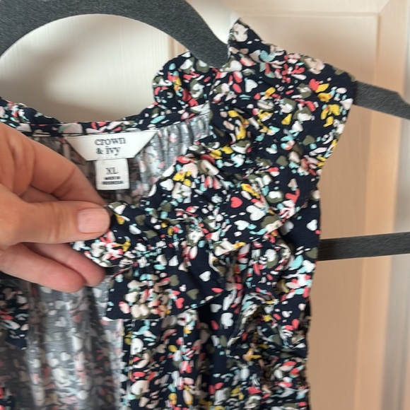 Crown and Ivy top - size XL - Picture 3 of 4